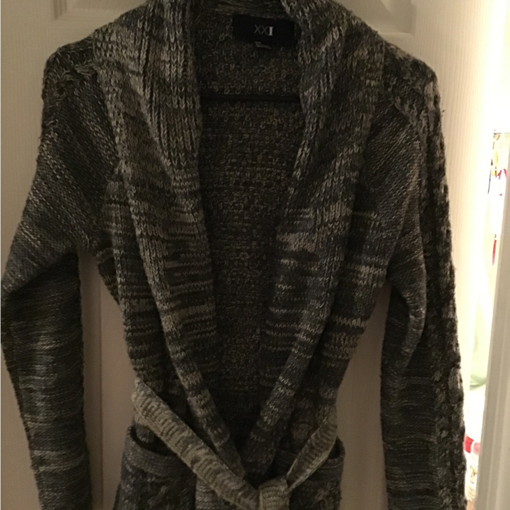 XXI Sweater